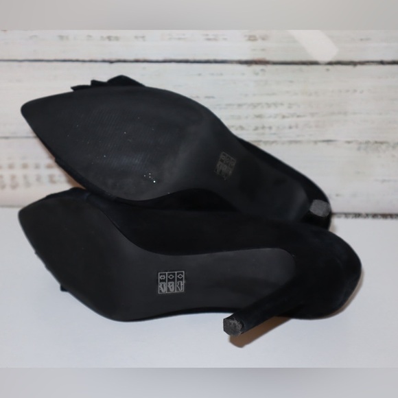 Audrey Brooke Heels Pumps Shoes Black Suede with Bow Detail Size 8.5 M - Picture 8 of 8